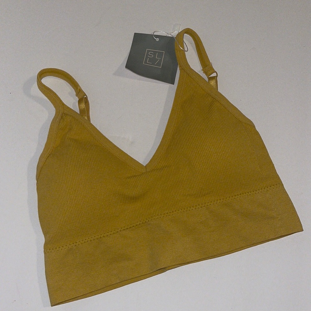 Seamless Lingerie Sport Bra Large NWT